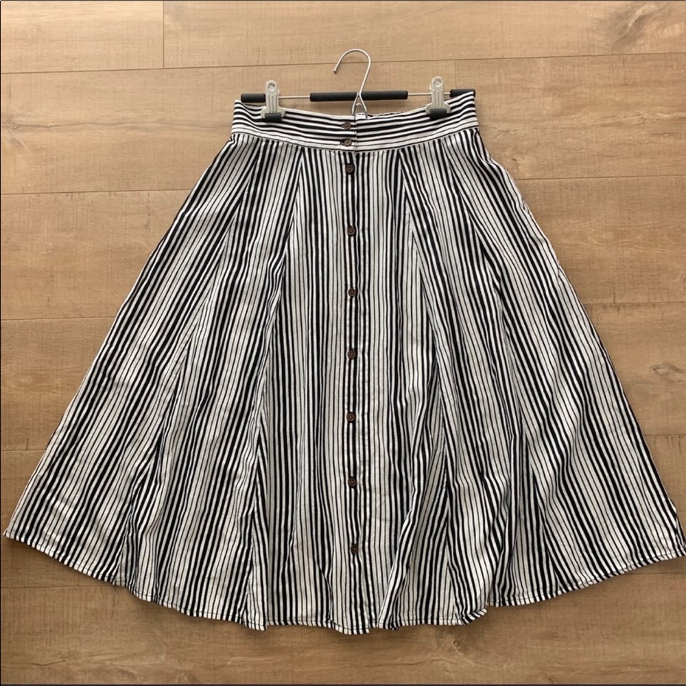 Cute black and white striped midi skirt!